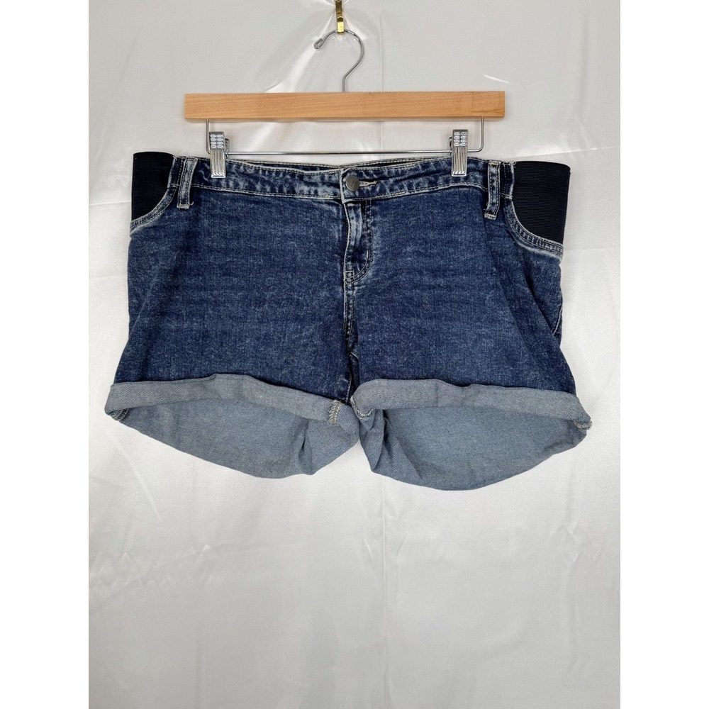 Isabel by Ingrid & Isabel Maternity Denim Midi Shorts Size 10 NWOT 4" Inseam